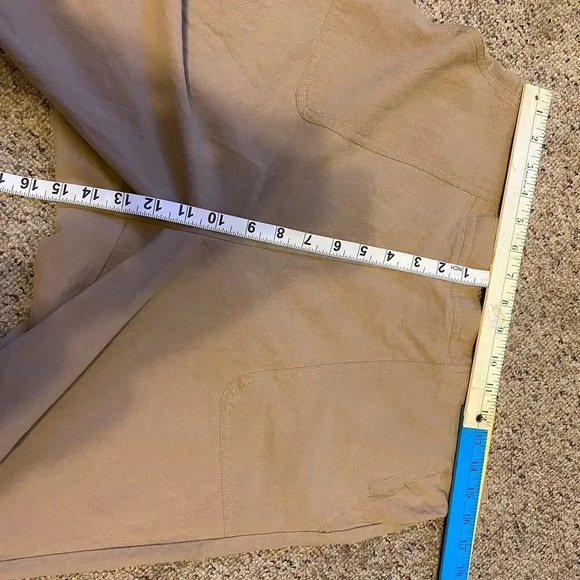Alfred Dunner Cotton Tan Casual Pull On Pants Women Size 14 Pockets - Picture 2 of 8